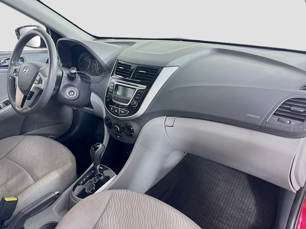 Used 2014 Hyundai Accent GLS w/ Option Group 2 image 27