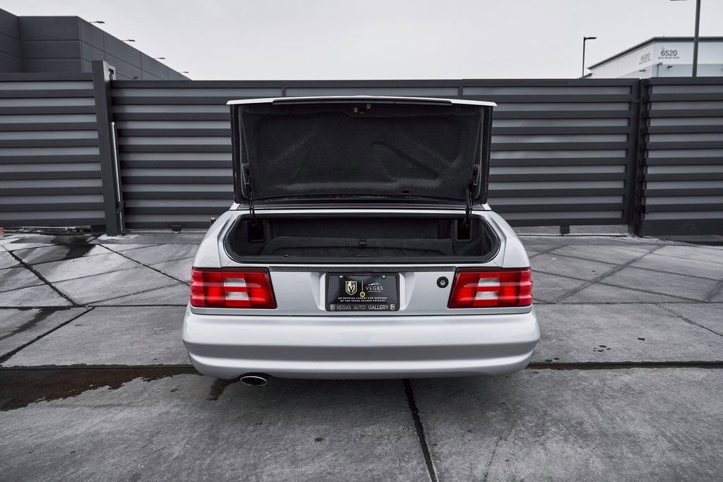 Used 2002 Mercedes-Benz SL 500 w/ SL2 Option Pkg image 16