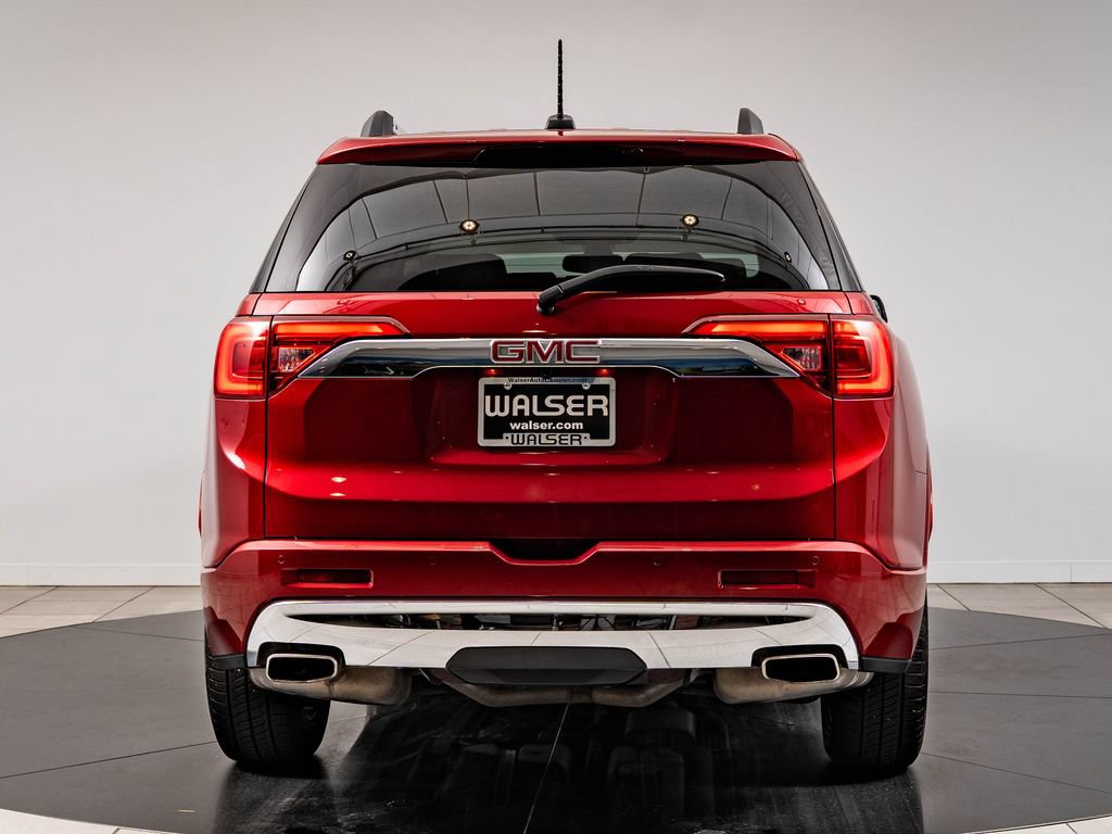 Used 2019 GMC Acadia Denali w/ Technology Package AWD/4WD image 7