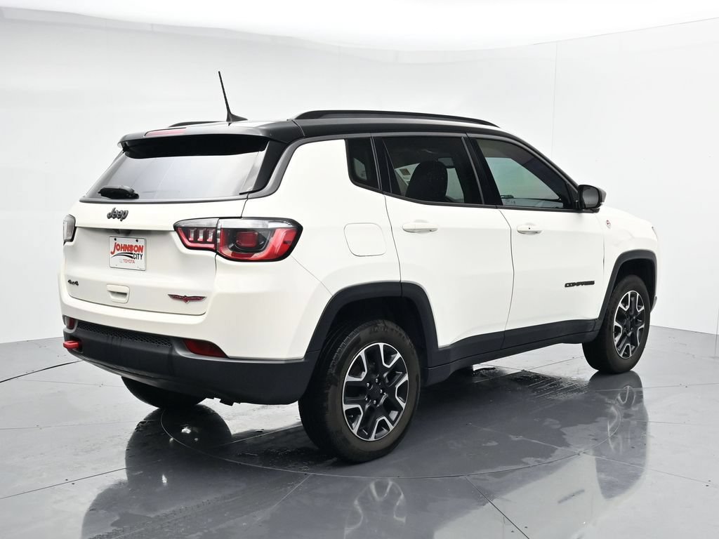 Used 2019 Jeep Compass Trailhawk w/ Popular Equipment Group AWD/4WD image 7