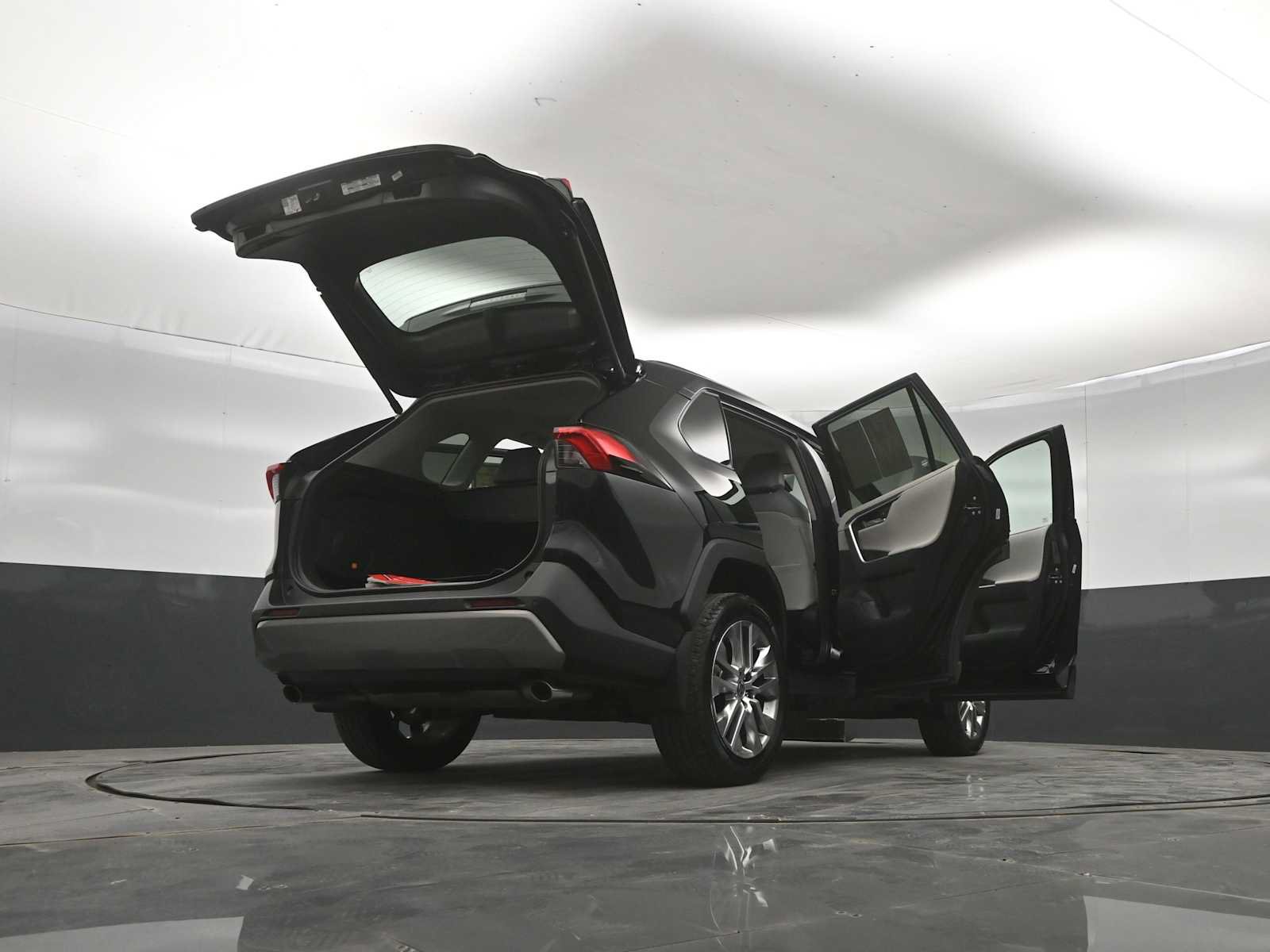 Used 2024 Toyota RAV4 Limited w/ Advanced Technology Package AWD/4WD image 50