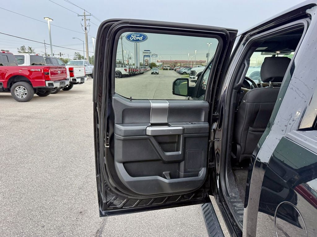 Used 2016 Ford F150 XLT w/ Equipment Group 302A Luxury AWD/4WD image 14