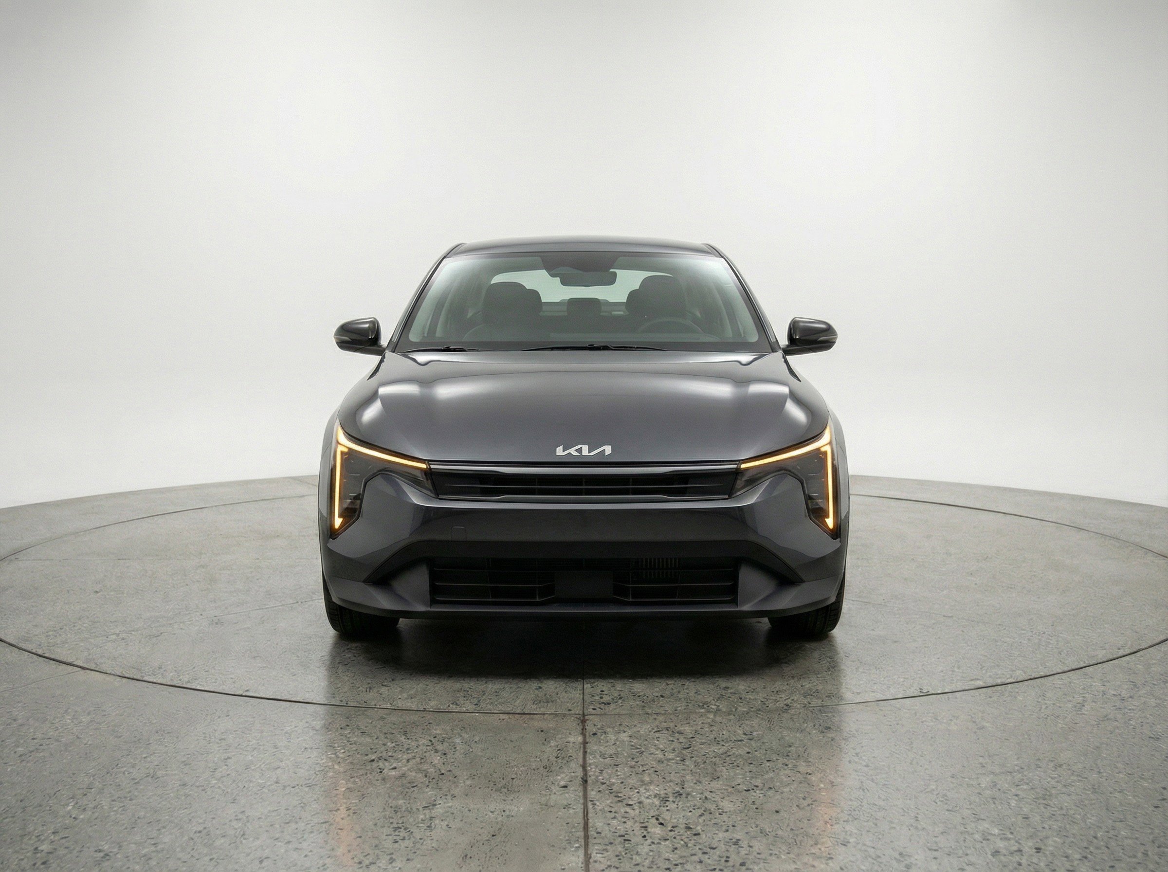 Used 2025 Kia K4 LXS image 2
