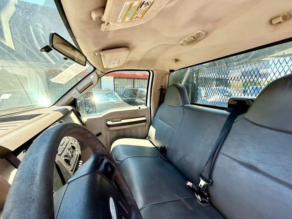 Used 2009 Ford F550 2WD Regular Cab Super Duty image 14