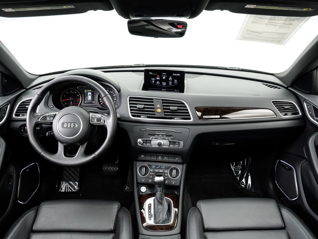 Used 2016 Audi Q3 2.0T Prestige w/ Prestige Package AWD/4WD image 21