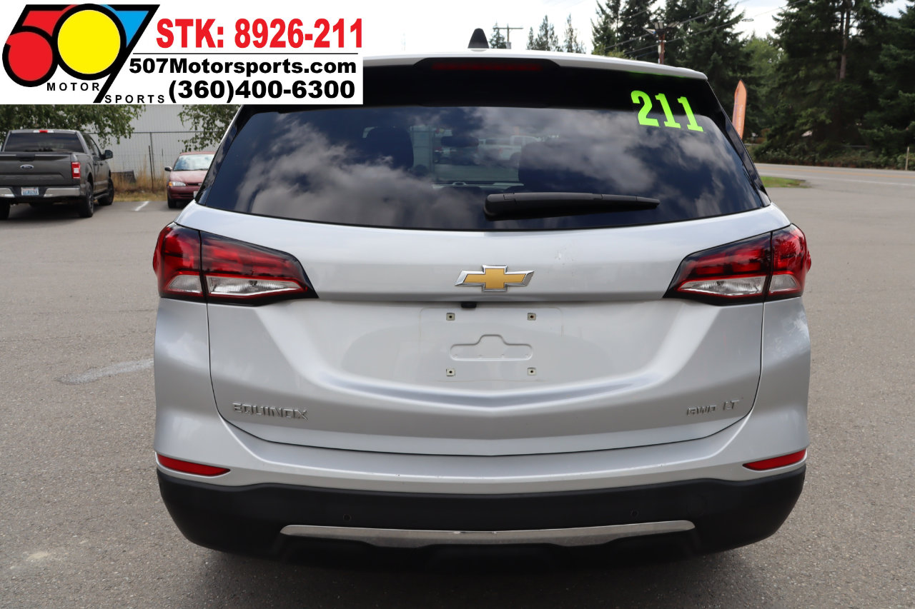 Used 2022 Chevrolet Equinox LT w/ Driver Convenience Package image 6