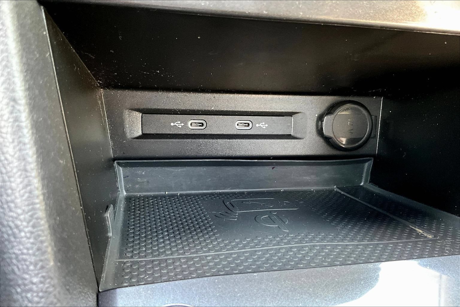 Used 2021 Volkswagen Tiguan SEL AWD/4WD image 18
