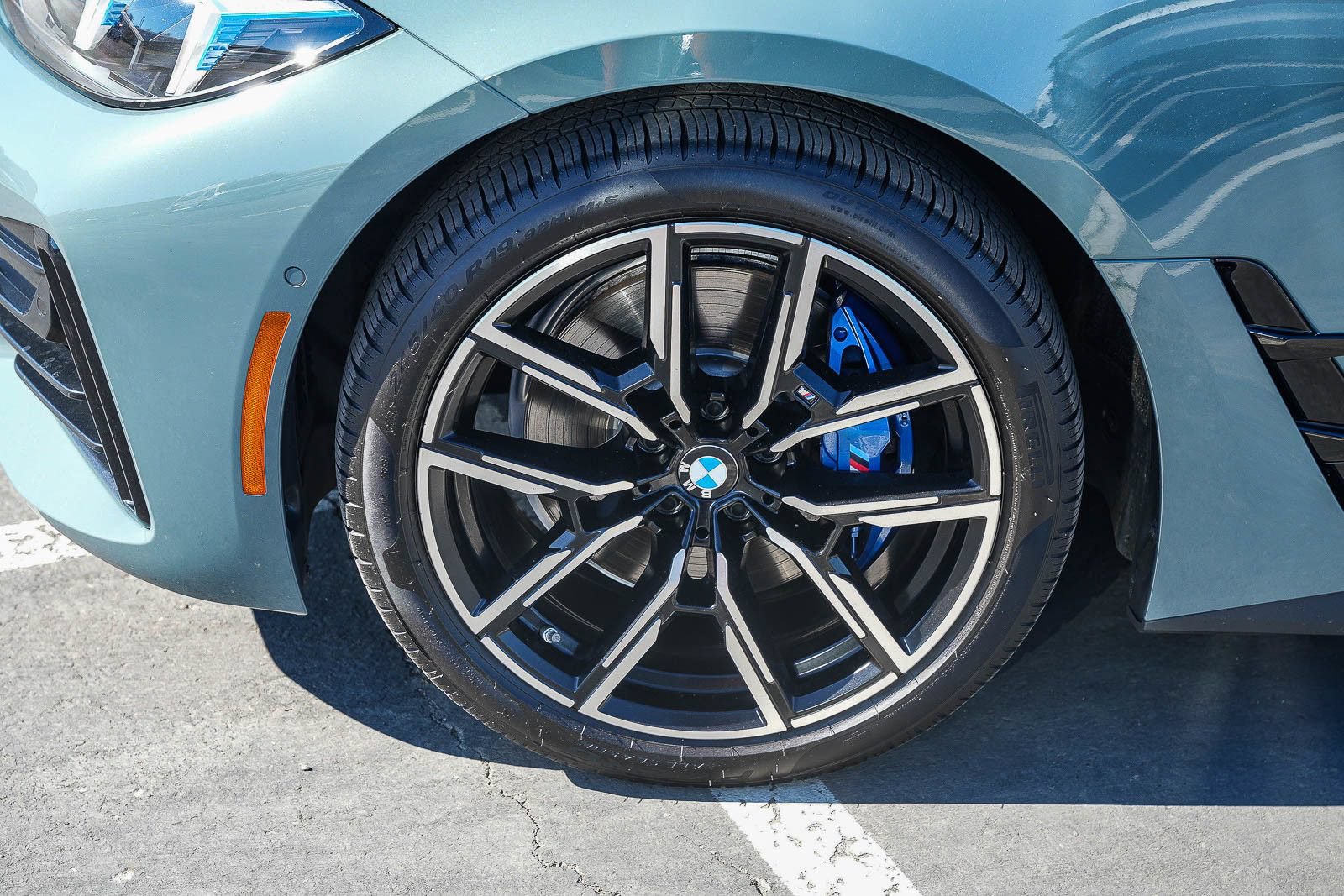 Used 2026 BMW M440i RWD image 9