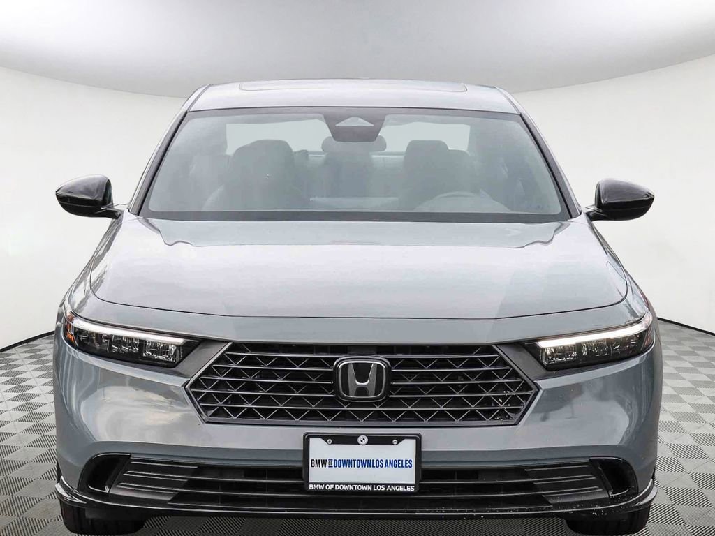 Used 2024 Honda Accord Sport image 2