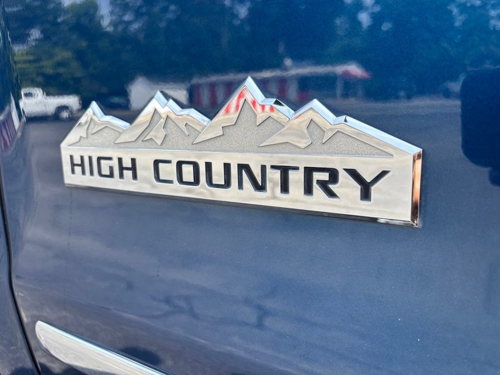 Used 2017 Chevrolet Silverado 1500 High Country RWD image 12