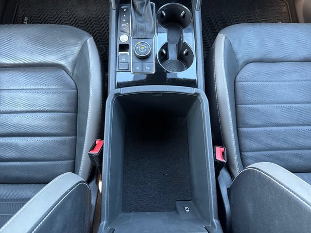Used 2020 Volkswagen Atlas Cross Sport SEL Premium R-Line AWD/4WD image 37