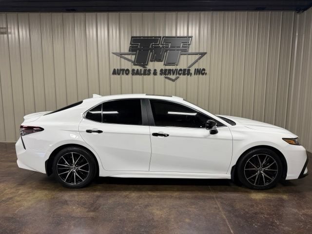 Used 2023 Toyota Camry SE w/ Convenience Package FWD image 7