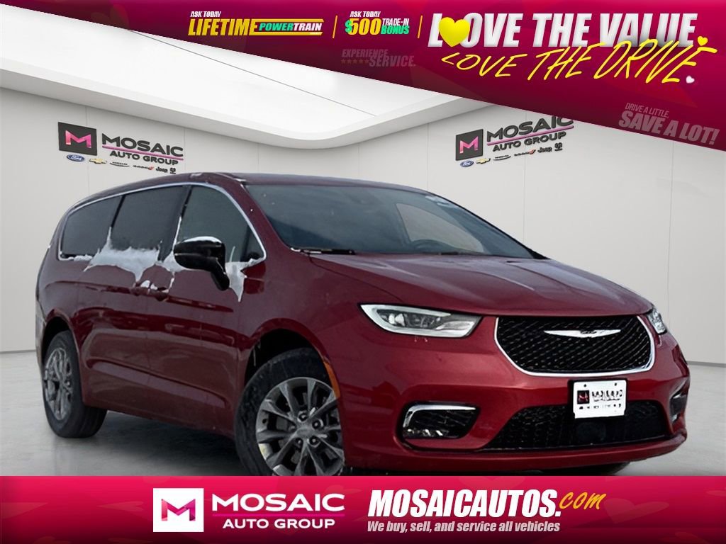 New 2026 Chrysler Pacifica Limited w/ Uconnect Theater Family Group
