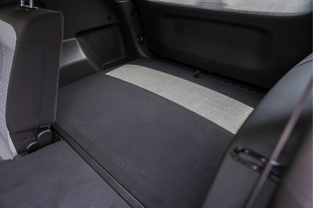 Used 2024 Chevrolet Equinox LS w/ LS Convenience Package FWD image 23
