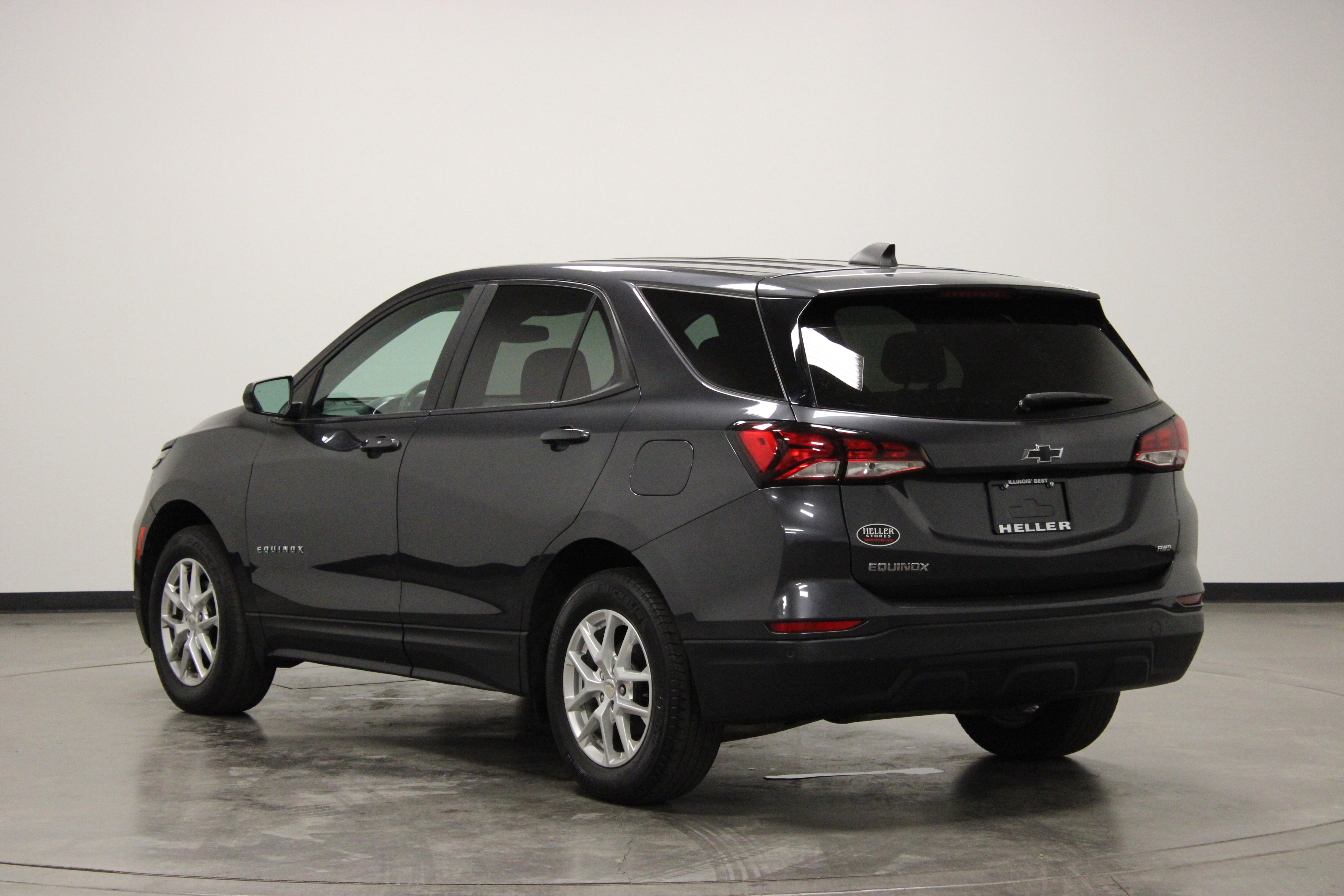 Used 2022 Chevrolet Equinox LS w/ LS Convenience Package AWD/4WD image 6