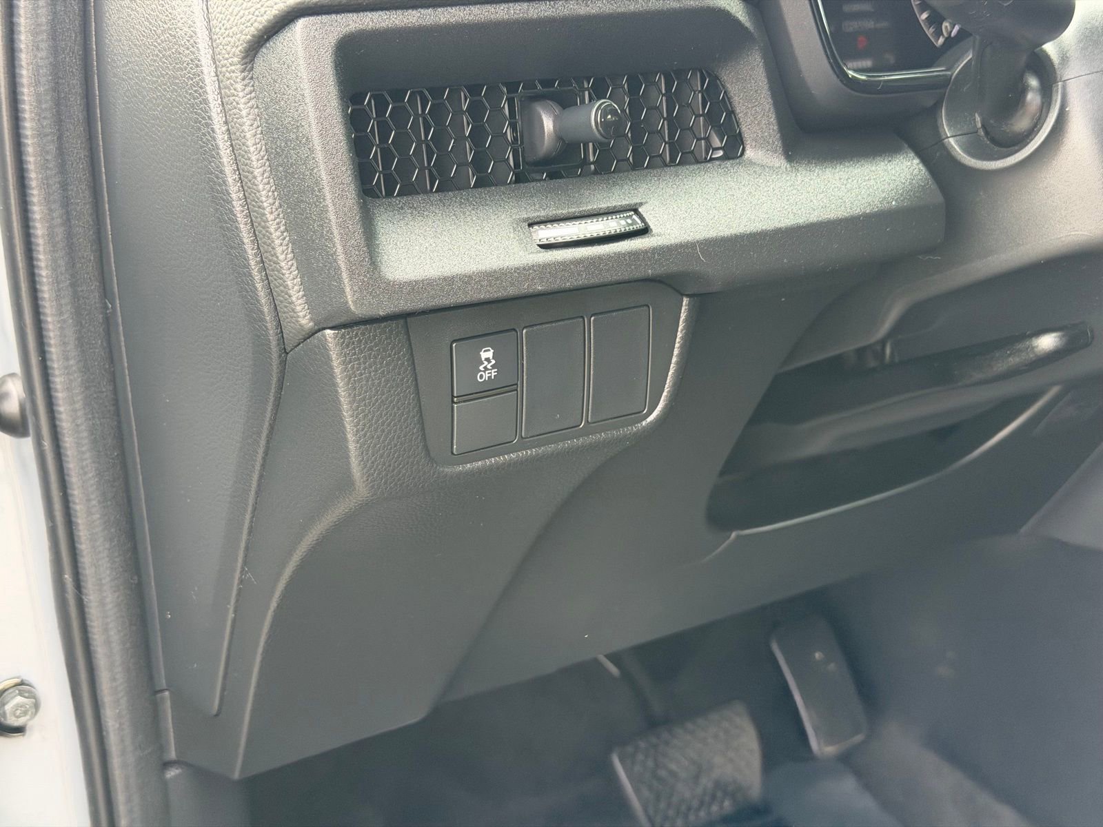 Used 2024 Honda CR-V LX image 15