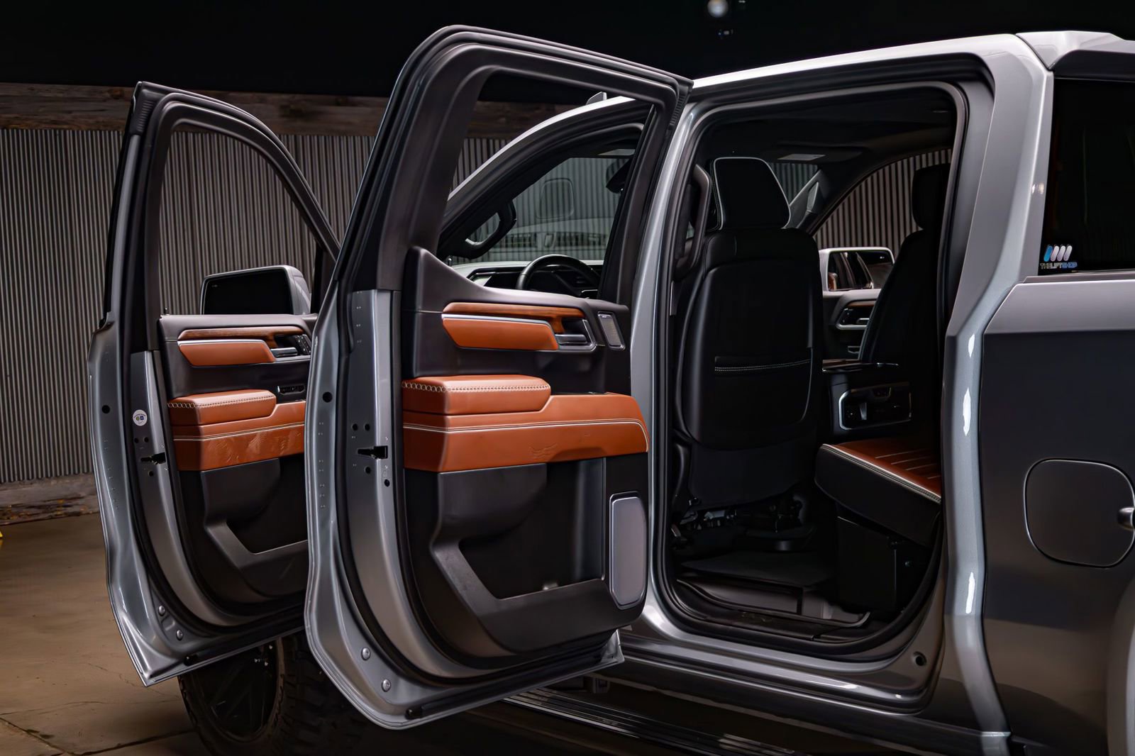 Used 2025 GMC Sierra 1500 Denali Ultimate image 30