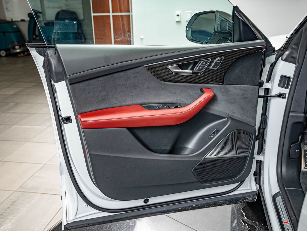 Used 2023 Audi SQ8 Prestige AWD/4WD image 25