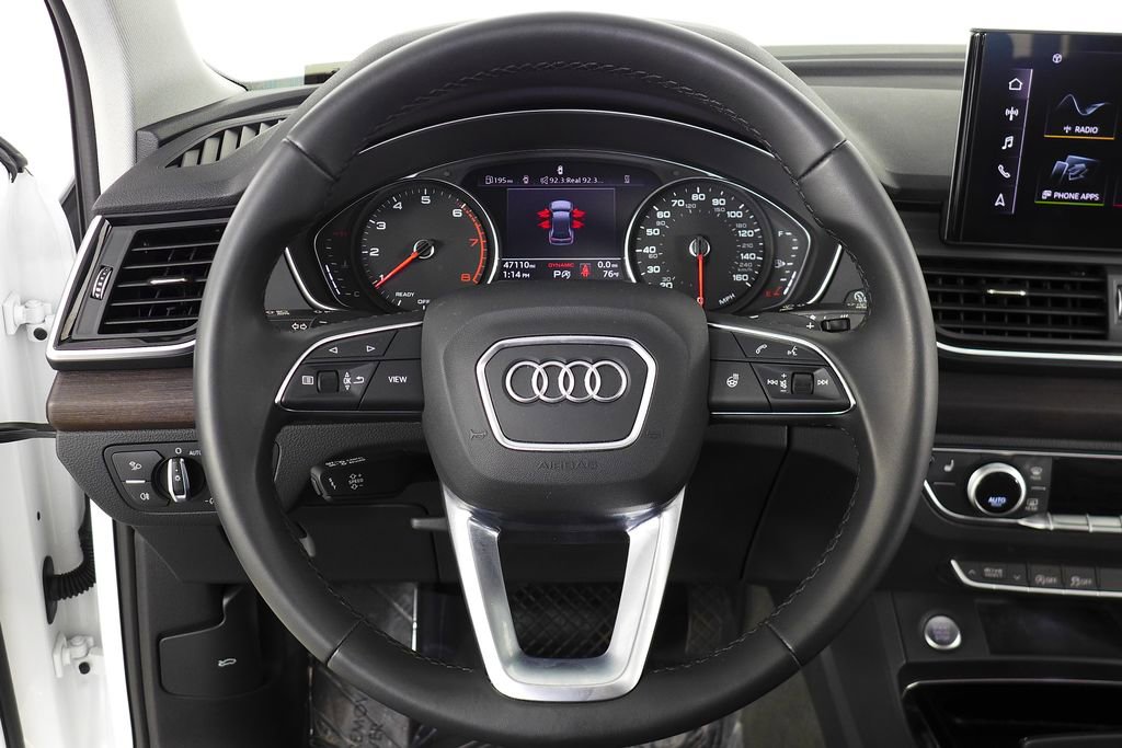 Used 2022 Audi Q5 2.0T Premium w/ Convenience Package image 27