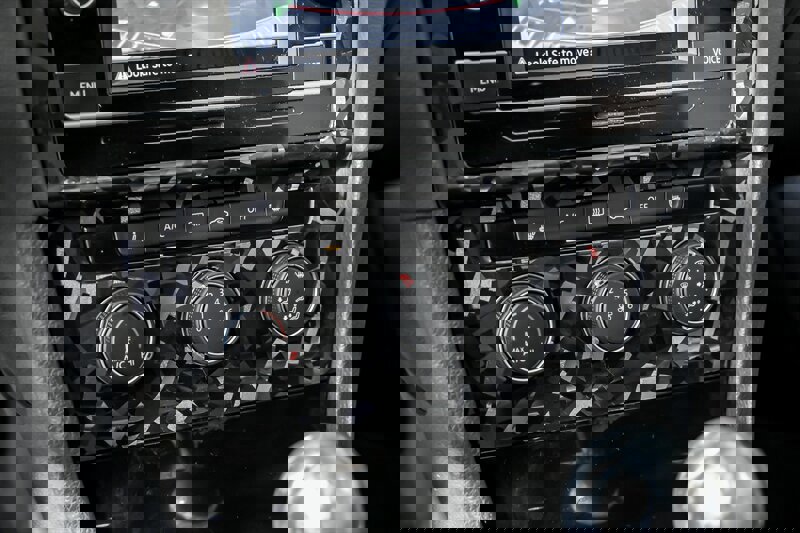 Used 2020 Volkswagen GTI S image 28