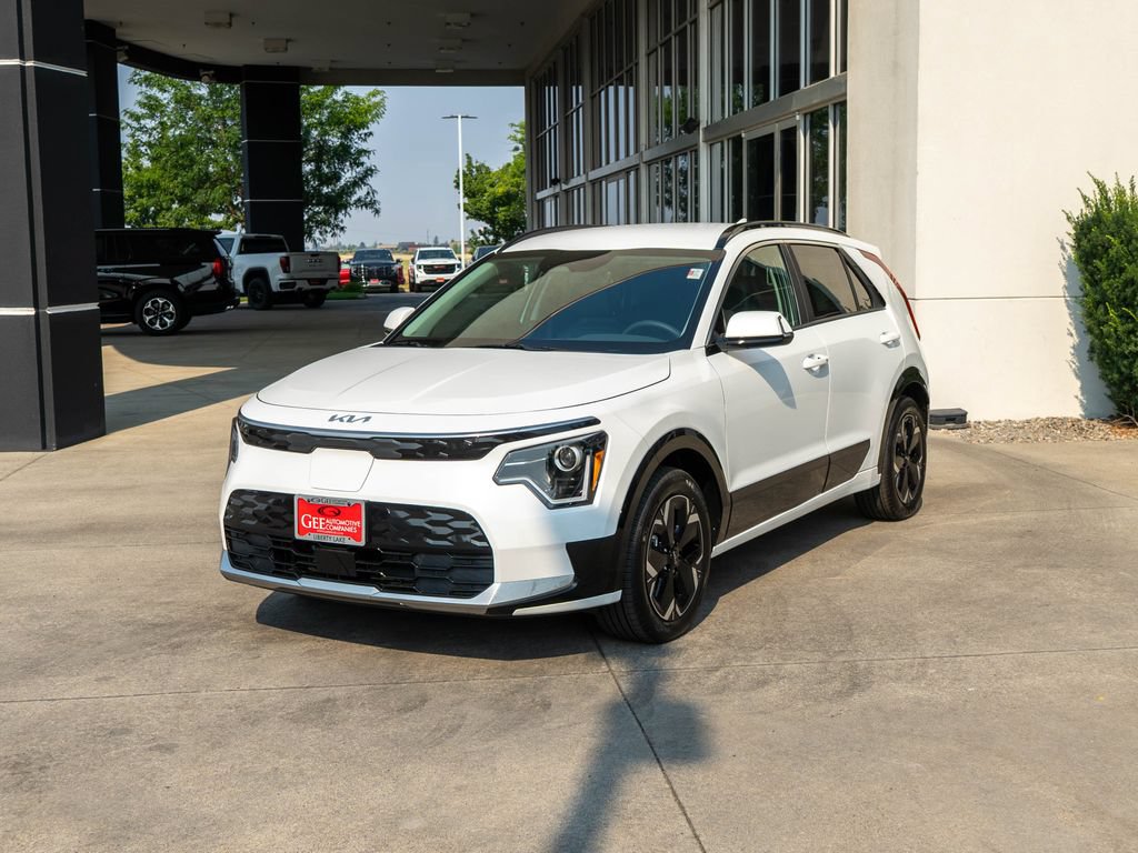 New 2026 Kia Niro Wind w/ Wind Preserve Package FWD image 3