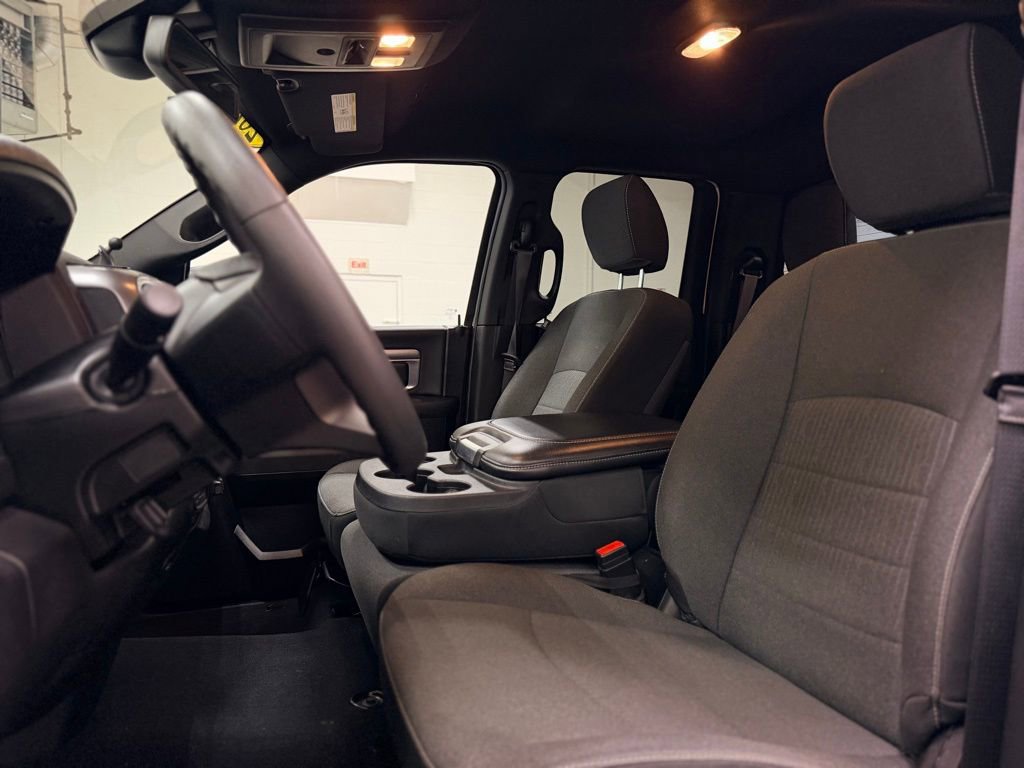 Used 2021 RAM 1500 Classic Warlock w/ Electronics Group image 12