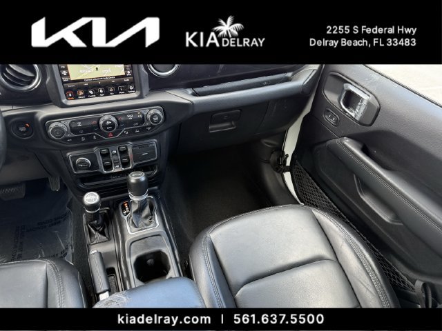 Used 2021 Jeep Wrangler Unlimited Sahara AWD/4WD image 14