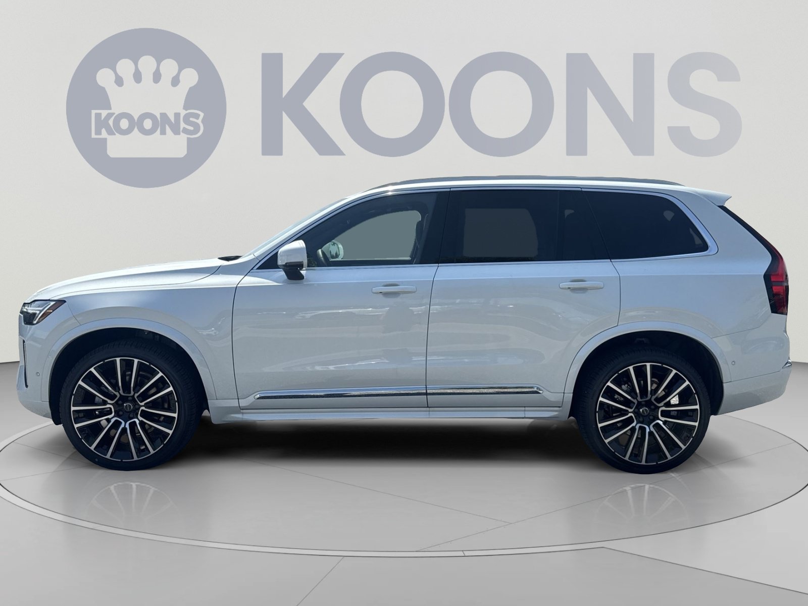 New 2026 Volvo XC90 B6 Plus w/ Protection Package Premier AWD/4WD image 2