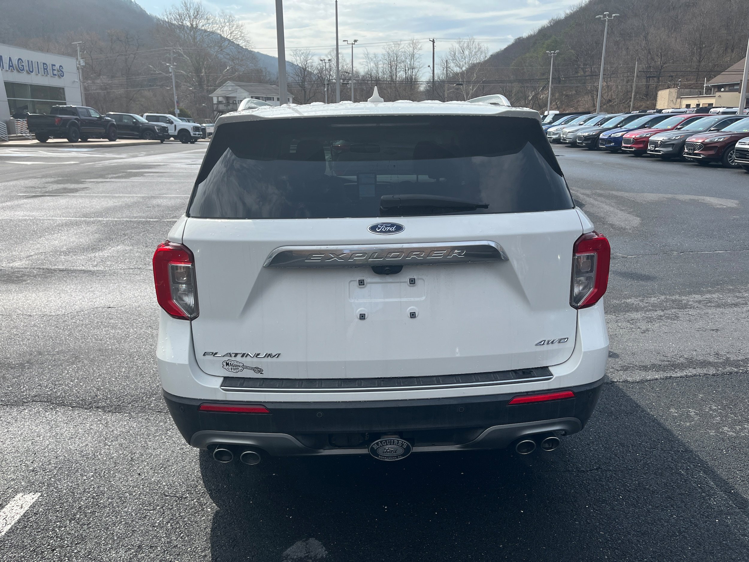 Certified 2021 Ford Explorer Platinum w/ Equipment Group 601A AWD/4WD image 5