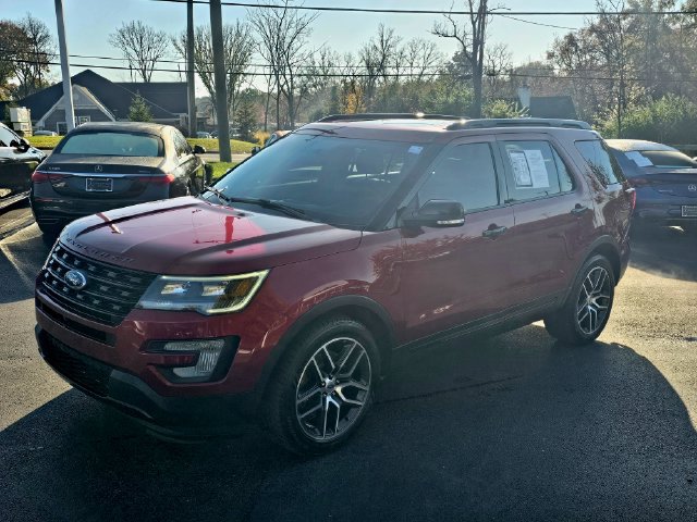 Used 2017 Ford Explorer Sport w/ Equipment Group 401A AWD/4WD image 4