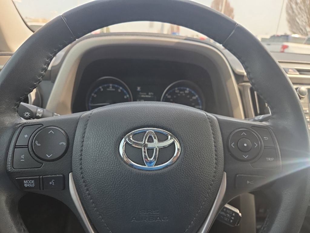 Used 2018 Toyota RAV4 XLE image 13