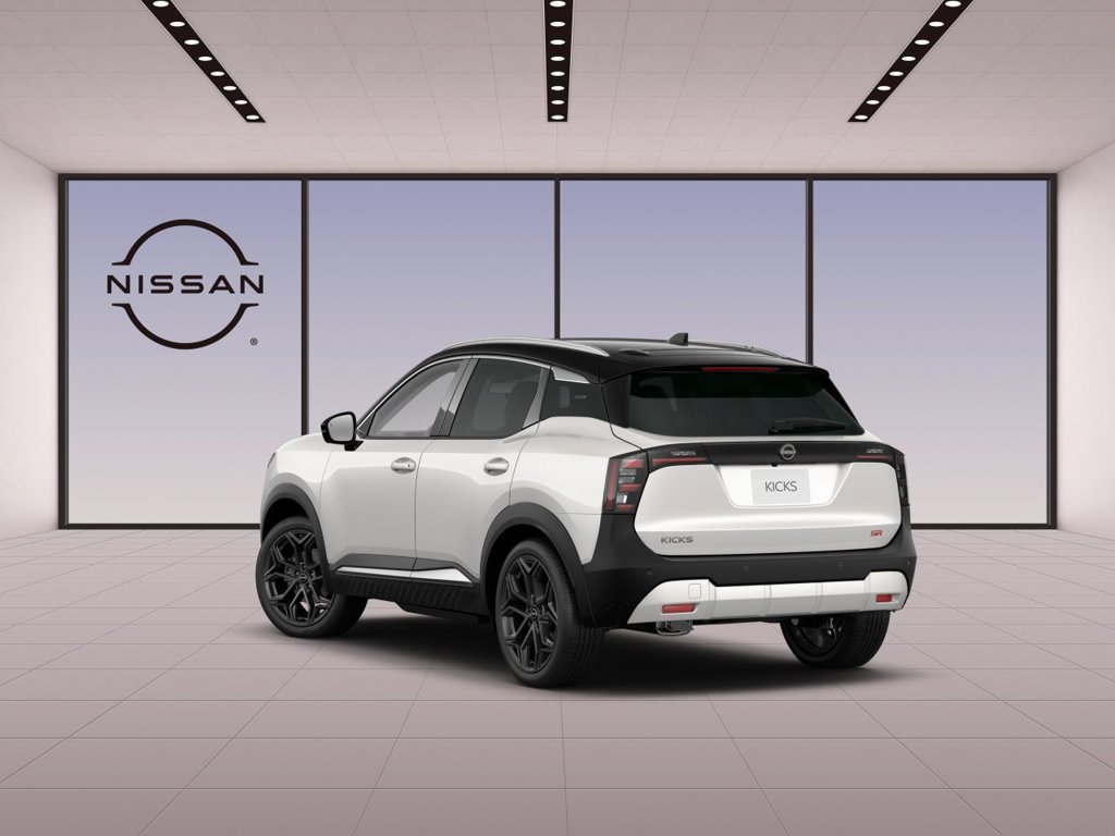 New 2026 Nissan Kicks SR FWD image 8