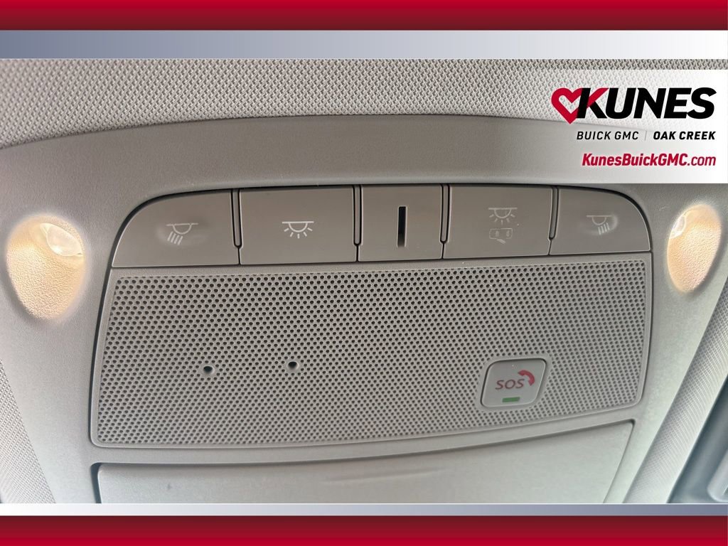 Used 2023 Nissan Armada SV image 22