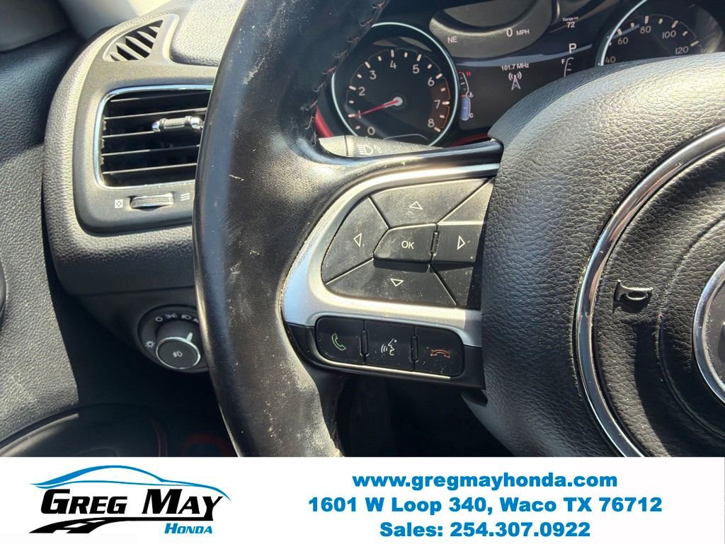 Used 2020 Jeep Compass Trailhawk AWD/4WD image 11