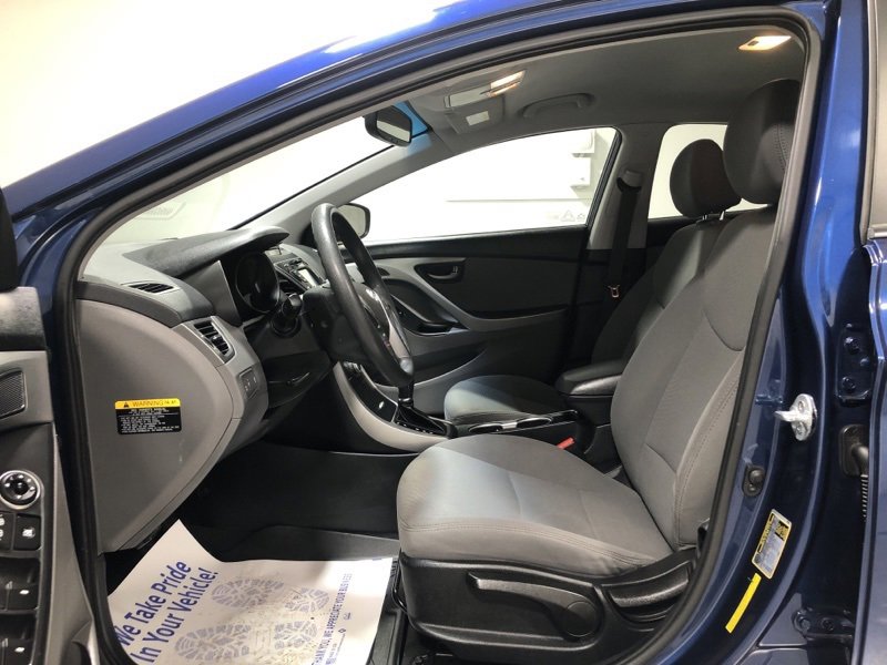 Used 2015 Hyundai Elantra SE w/ Option Group 02 image 17