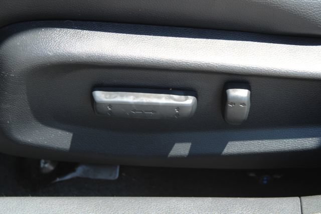 Used 2019 Honda Civic EX-L image 31