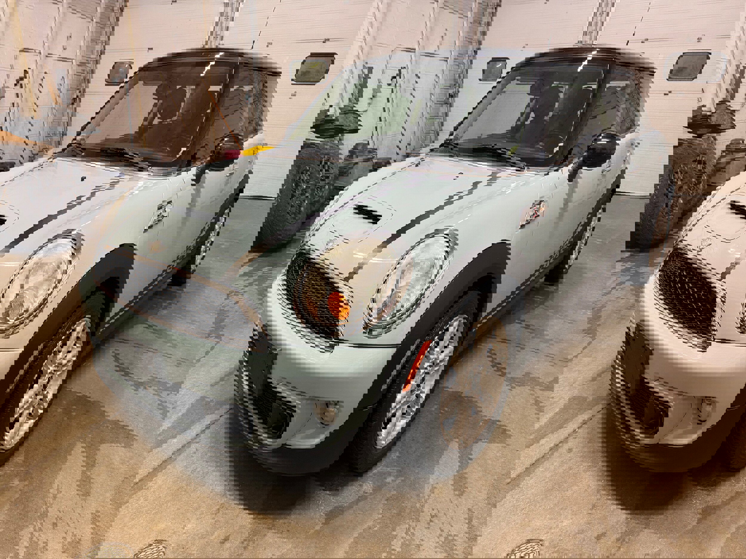 Used 2011 MINI Cooper S image 26