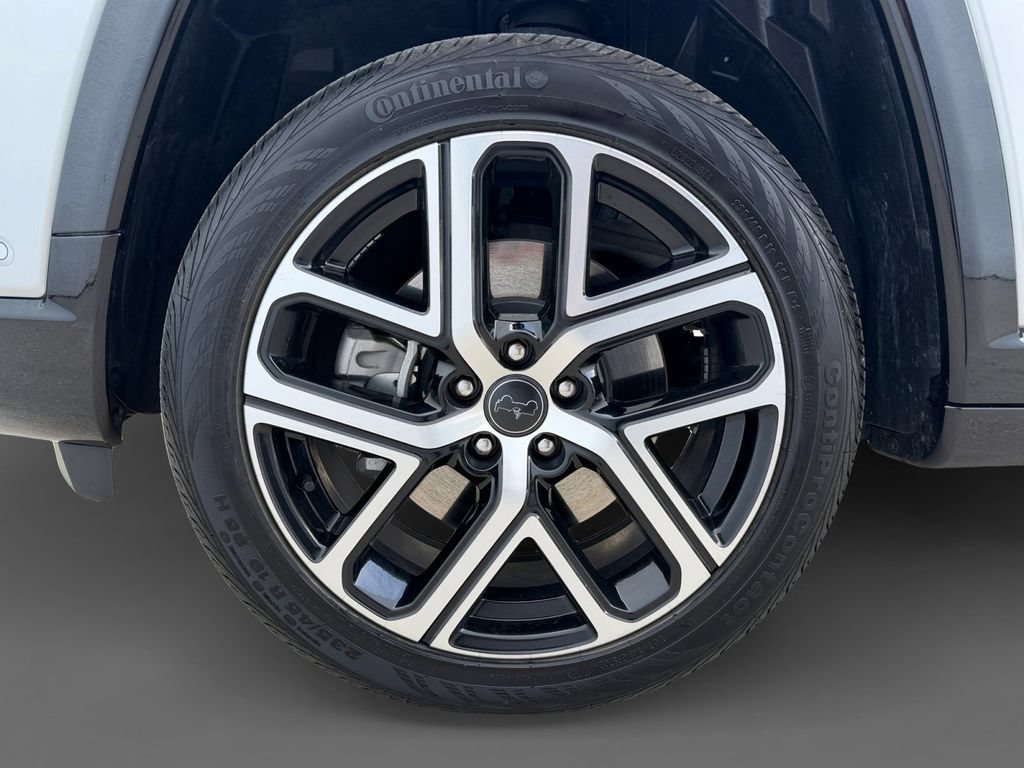Used 2025 Jeep Compass Limited w/ Elite Group AWD/4WD image 15