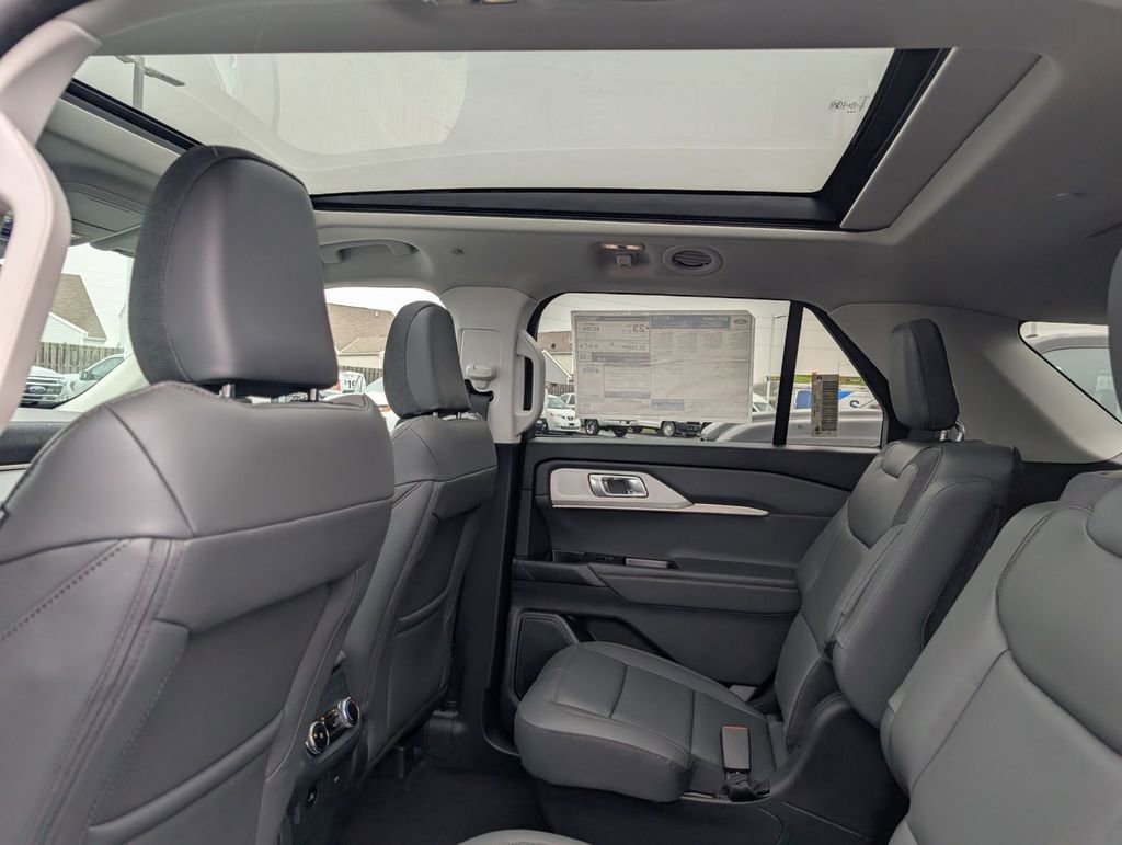 New 2026 Ford Explorer Active w/ Active Comfort Package image 48