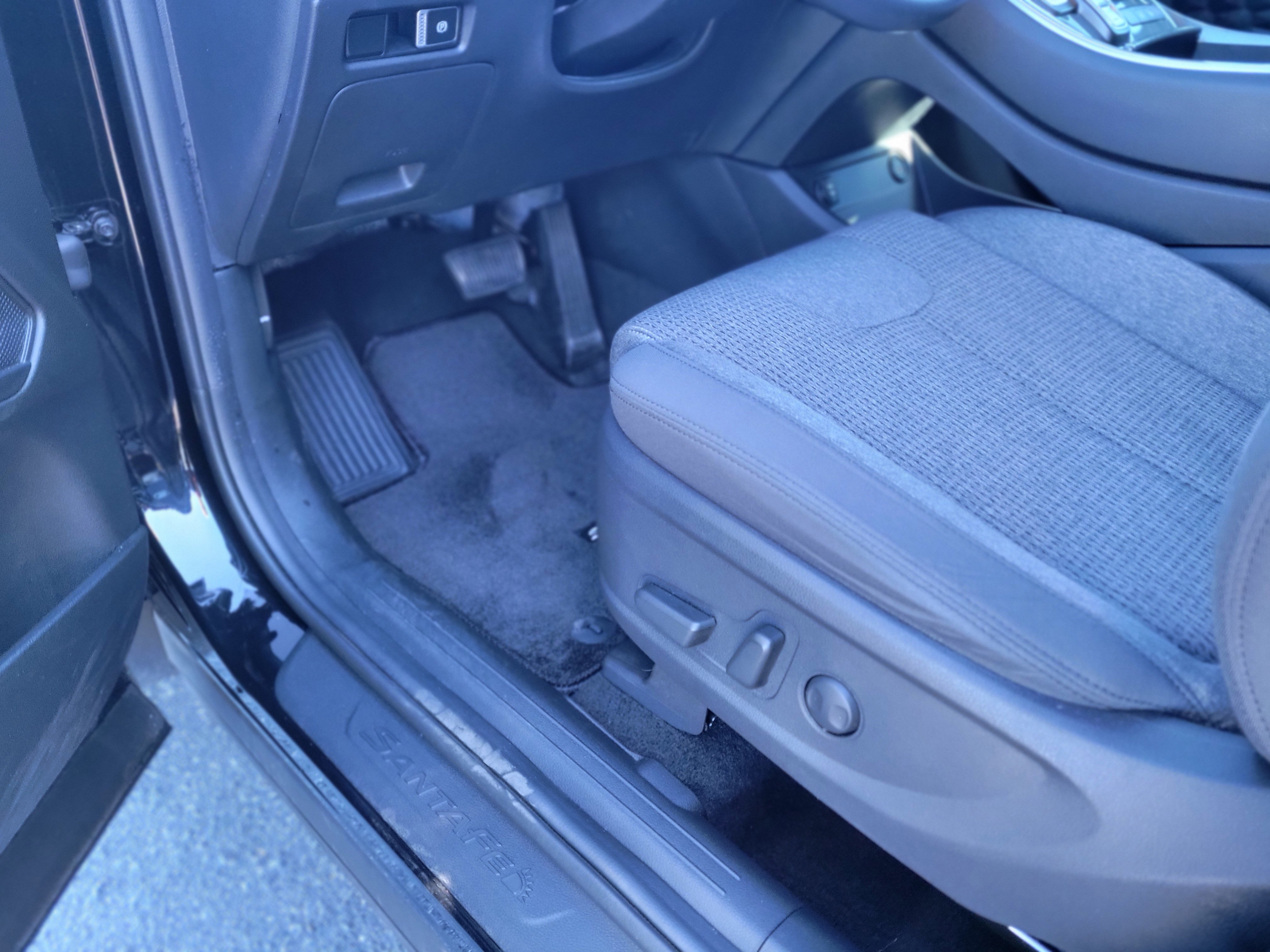 Used 2023 Hyundai Santa Fe SEL image 26