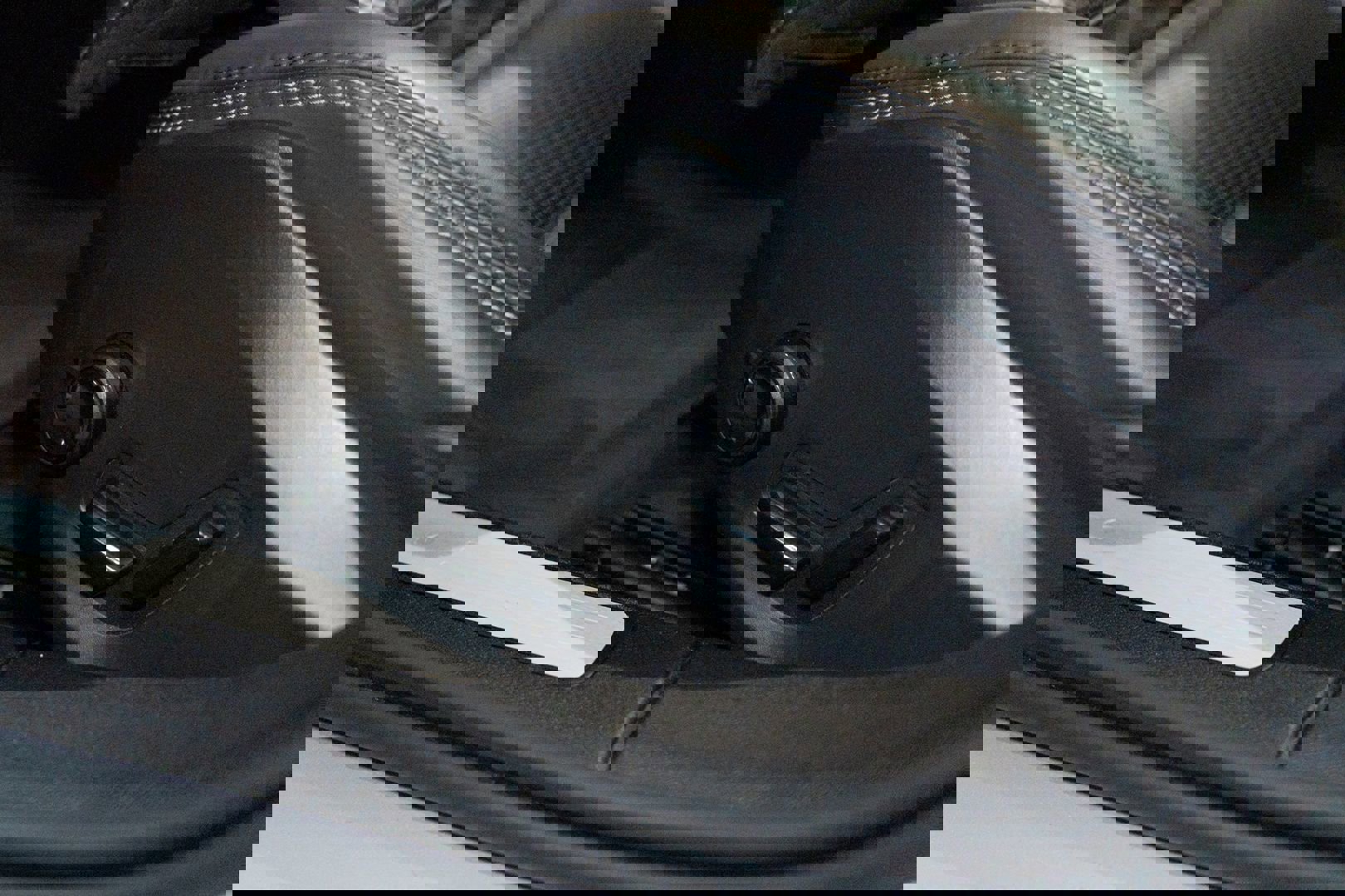 Used 2023 Volvo V60 B5 Cross Country Ultimate w/ Climate Package image 18