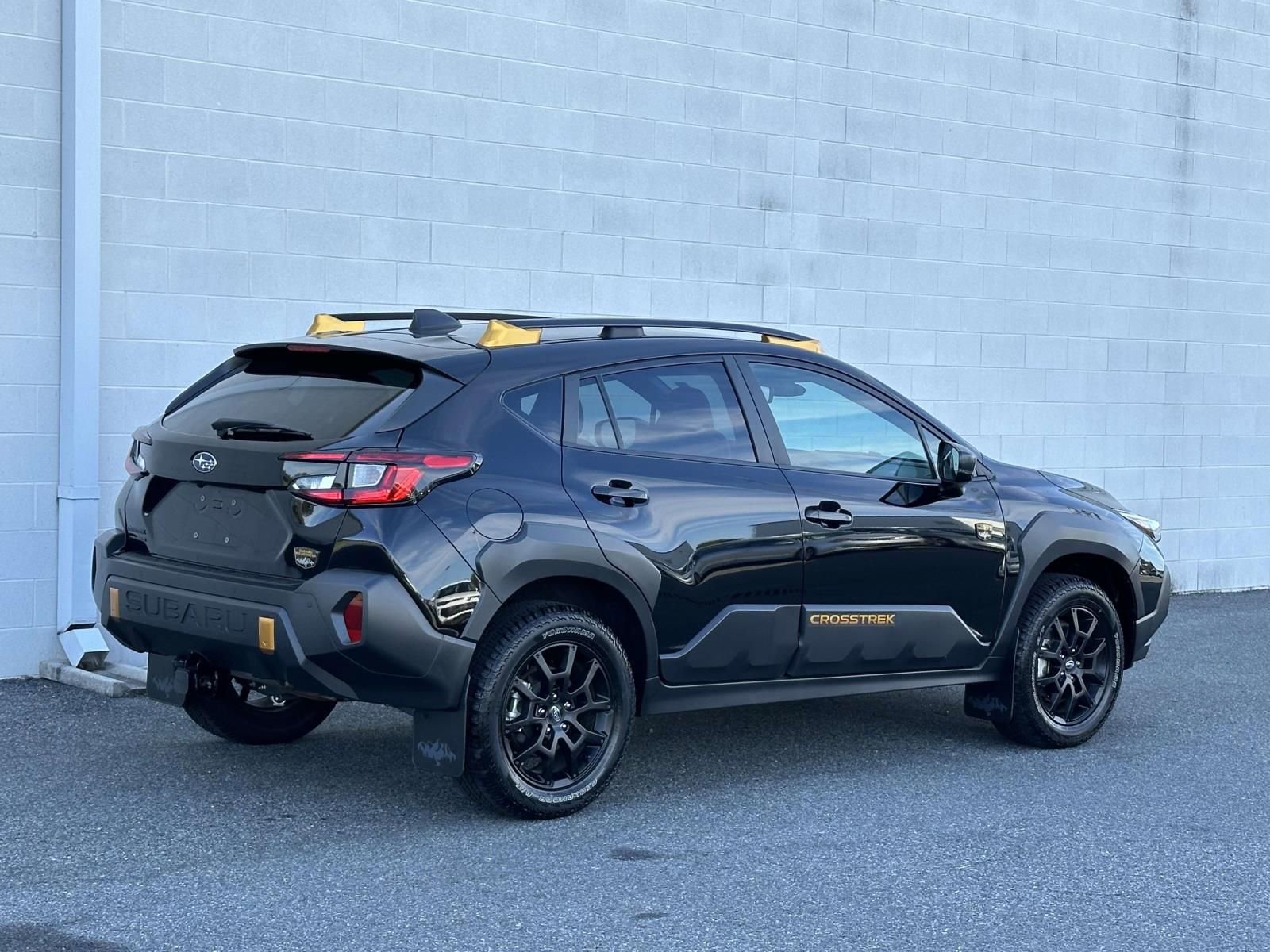 Used 2024 Subaru Crosstrek 2.5i Wilderness w/ Wilderness Package image 7