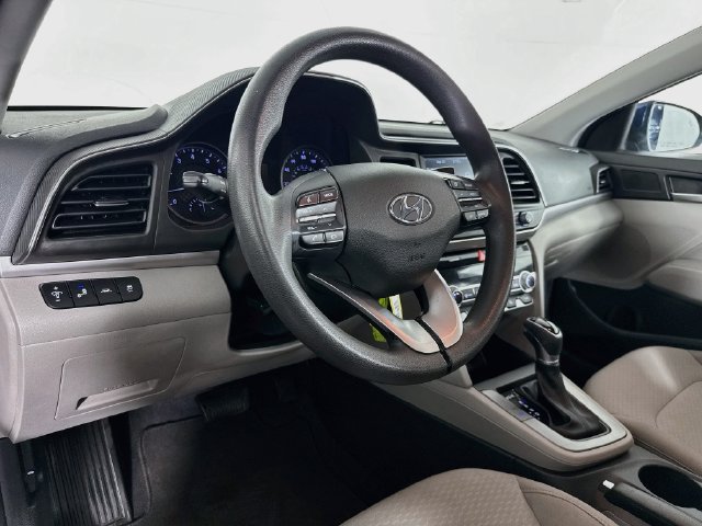 Used 2020 Hyundai Elantra SEL w/ Cargo Package (C1) FWD image 19