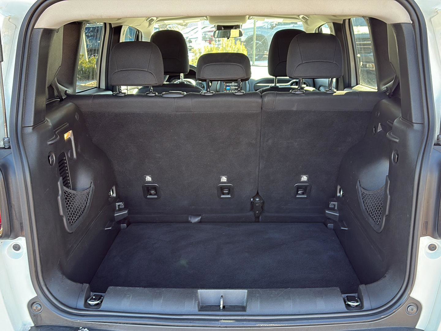 Used 2019 Jeep Renegade Altitude w/ Quick Order Package 2XM image 6