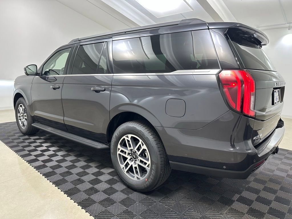 New 2025 Ford Expedition Max Active RWD image 5
