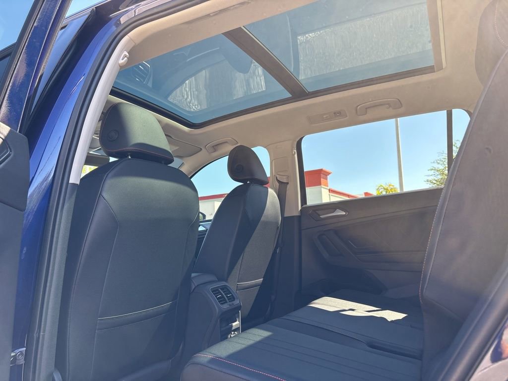 Used 2024 Volkswagen Tiguan Wolfsburg Edition image 19
