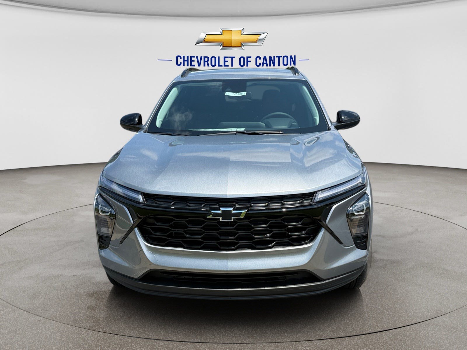 New 2026 Chevrolet Trax LT w/ Midnight Edition FWD image 2