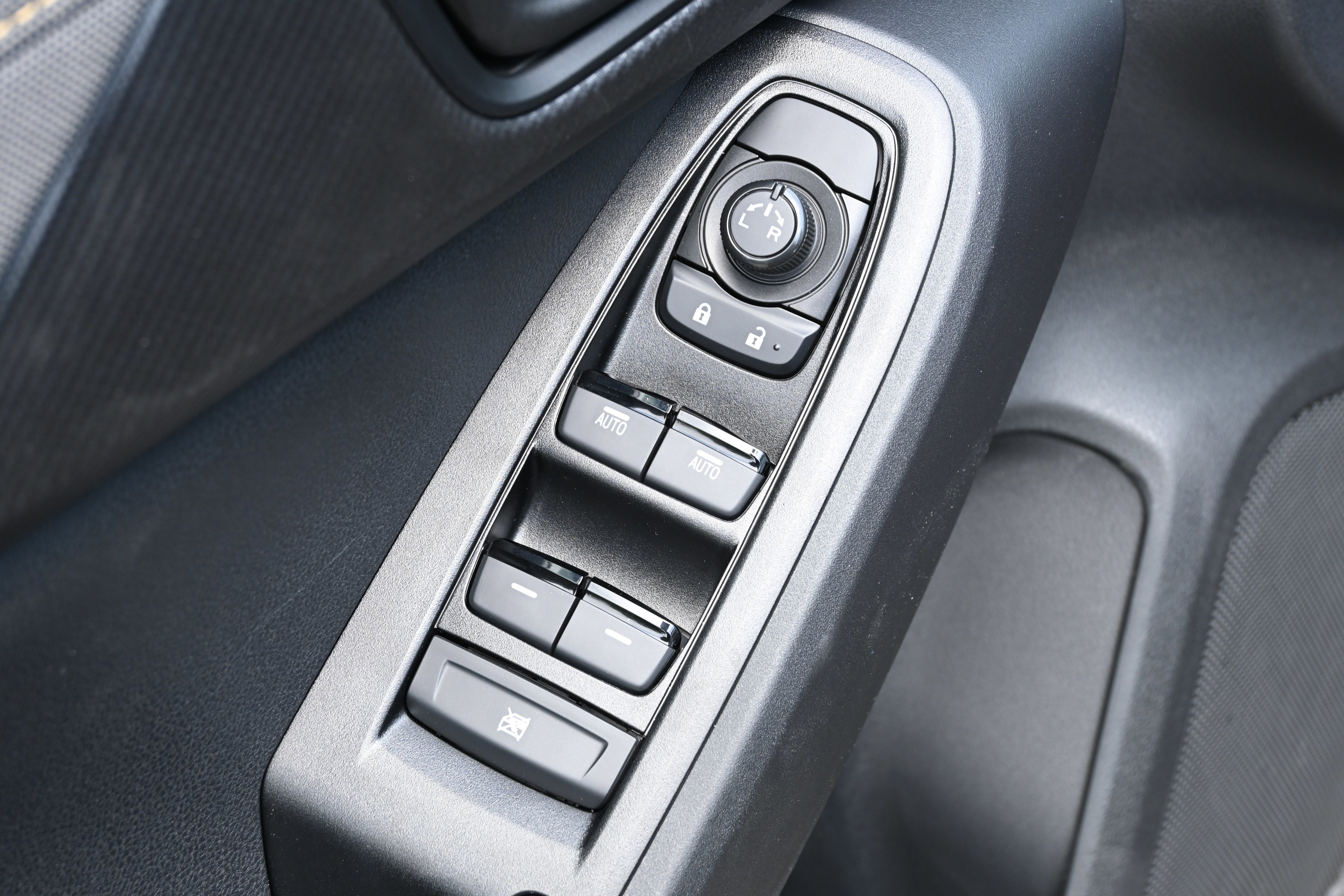 Certified 2025 Subaru Crosstrek 2.5i Sport w/ Popular Package #4A image 15