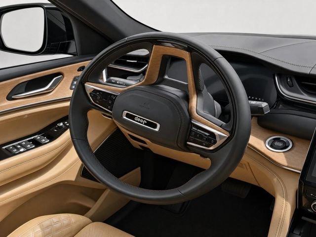 Used 2022 Jeep Grand Cherokee Summit AWD/4WD image 24