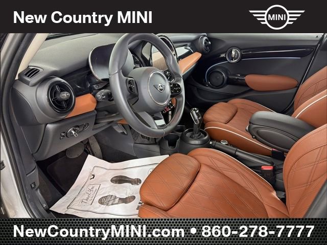 Certified 2024 MINI Cooper S w/ Signature Upholstery Package FWD image 10